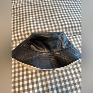 Jessica Simpson Bucket Hat One Size Fits All.